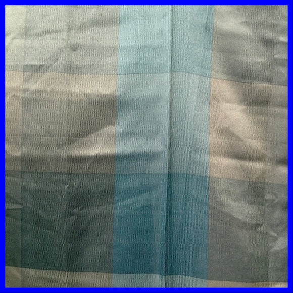 Plaid Curtain Set - Picture 2 of 5